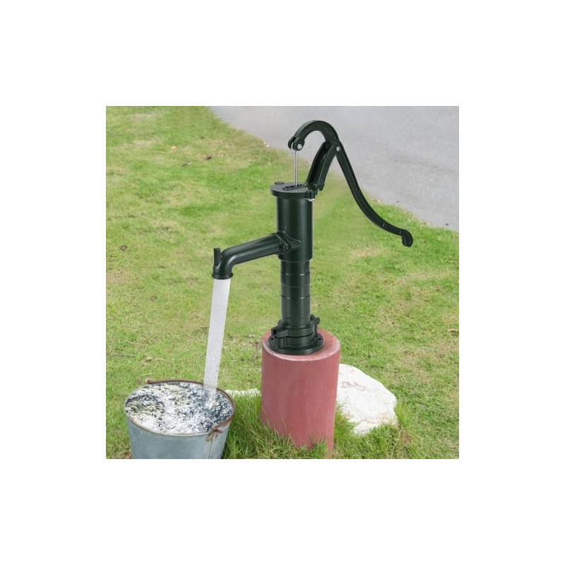 Käsikäyttöinen valurautainen kaivopumppu vihreä mäntätoiminen seitsemän metrin nostokorkeus kuusikymmentäviisi senttimetriä