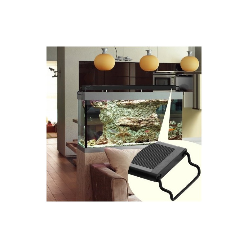 Akvaariovalo täyden spektrin 14 wattia 12–18 tuuman akvaariolle alumiiniseosrunko viisi kirkkaustasoa