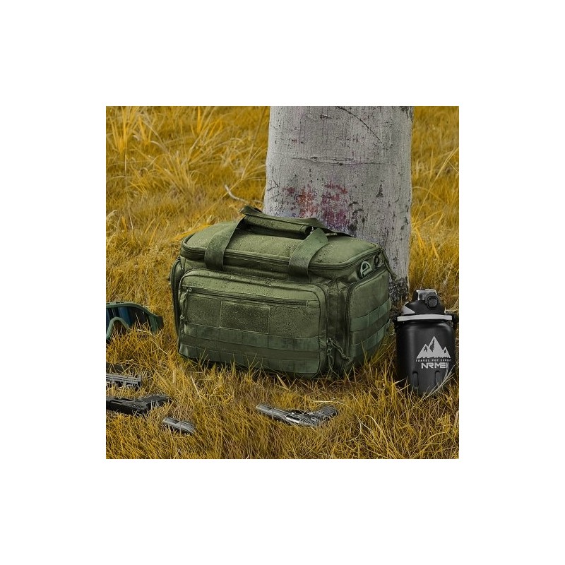 Ampumaratalaukku polyesteri neljälle pistoolille kuusi lipasta irrotettavilla jakajilla vihreä