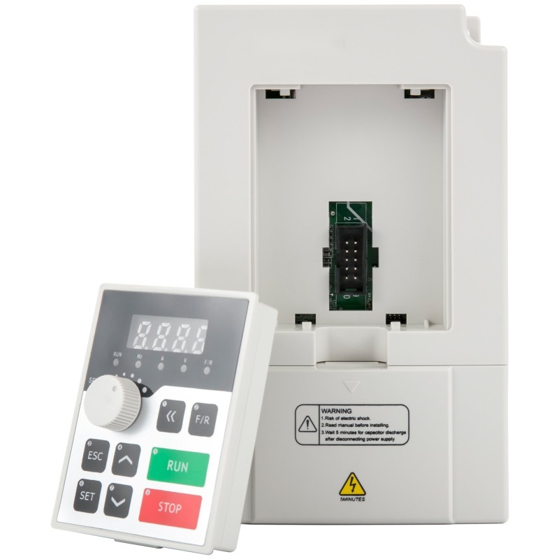 Taajuusmuuttaja 3 kW 220 V 1- tai 3-vaiheinen tulojännite 3-vaiheinen lähtö