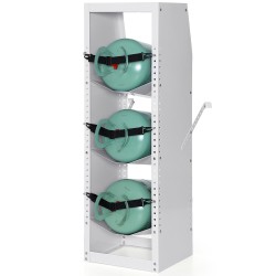 Nestekaasusäiliöteline hiiliteräs kolmipaikkainen jauhemaalattu pinta kolmelle säiliölle