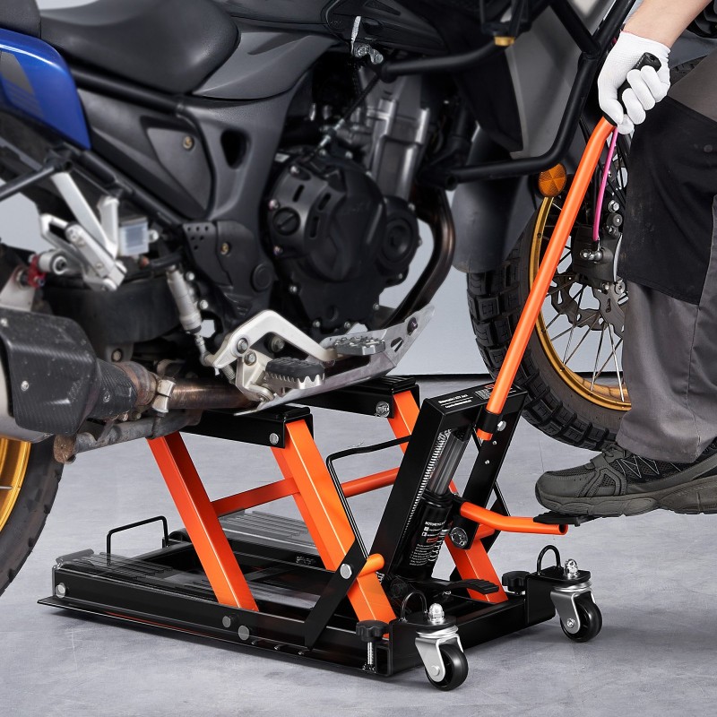 Hydraulinen moottoripyöränostin 0,7 tonnia 120–385 millimetriä nostokorkeus 360 asteen pyörillä