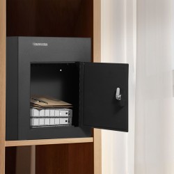 Läpivientipostilaatikko raskasta teräslevyä 330×178×430 mm musta yhdistelmälukolla säänkestävä