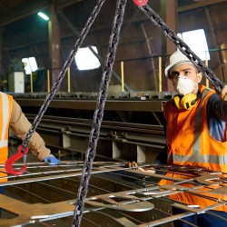 Teräsnostoketju 2-jalkainen 8 mm 150 cm G80 jousisalvakoukuilla 2993 kg