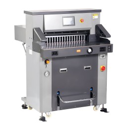 Sähkökäyttöinen hydraulinen paperileikkuri 660,4 mm leikkuuleveys 80 mm leikkuupaksuus 7 tuuman näyttö