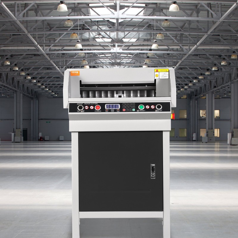 Sähkökäyttöinen paperileikkuri 450 mm leikkausleveys 40 mm paksuus LCD-näyttö automaattinen paperin työntö