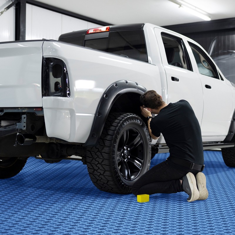 Lukittuvat PP-lattialaatat 305×305×13,4 mm 25 kpl sininen kaksipuolinen liukuestopinta autotalliin