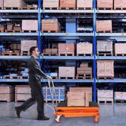 Hydraulinen saksinostopöytäkärry kylmävalssattu teräs 350 kg 350–1530 mm 905×510 mm 4 pyörää