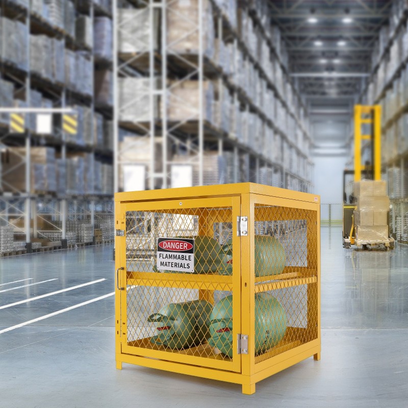 Kaasusäiliökaappi teräs kaksitasoinen 10 nestekaasusäiliölle keltainen jauhemaalaus