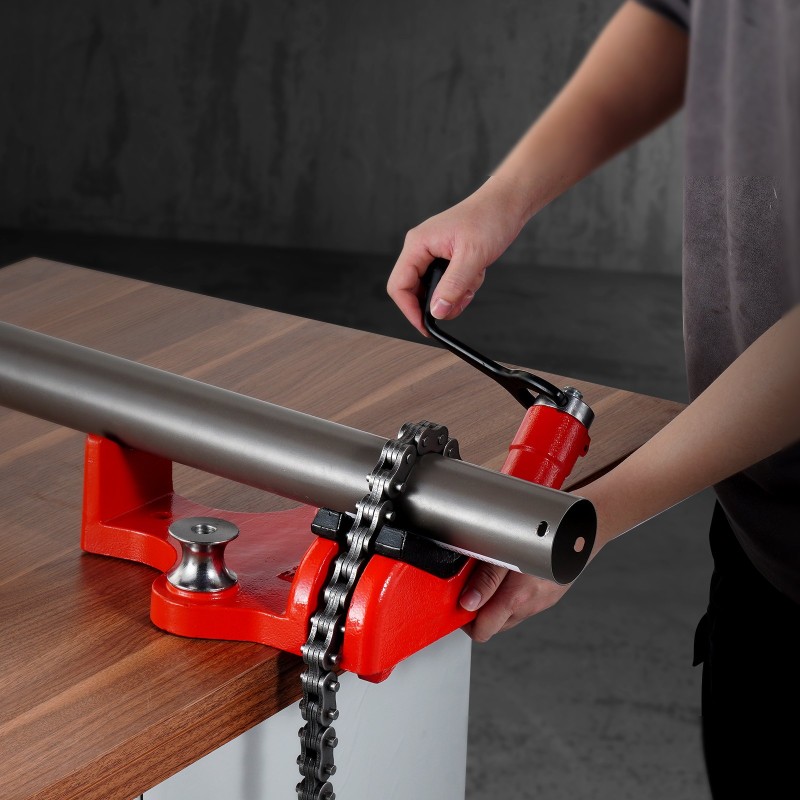 Ketjuruuvipenkki valurautapohjalla 880 mm ketjulla 1/2–8 tuuman putkille