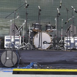 Kaapelisuojausramppi 2-kanavainen 10000 kg/akseli TPU-runko TPR-kansi 91,8x25x4,3 cm 5 kpl