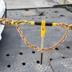 Räikkäketjunkiristin 0,8–0,9 cm ketjuille valuterästä 2 kappaletta irrotettavalla kumikahvalla