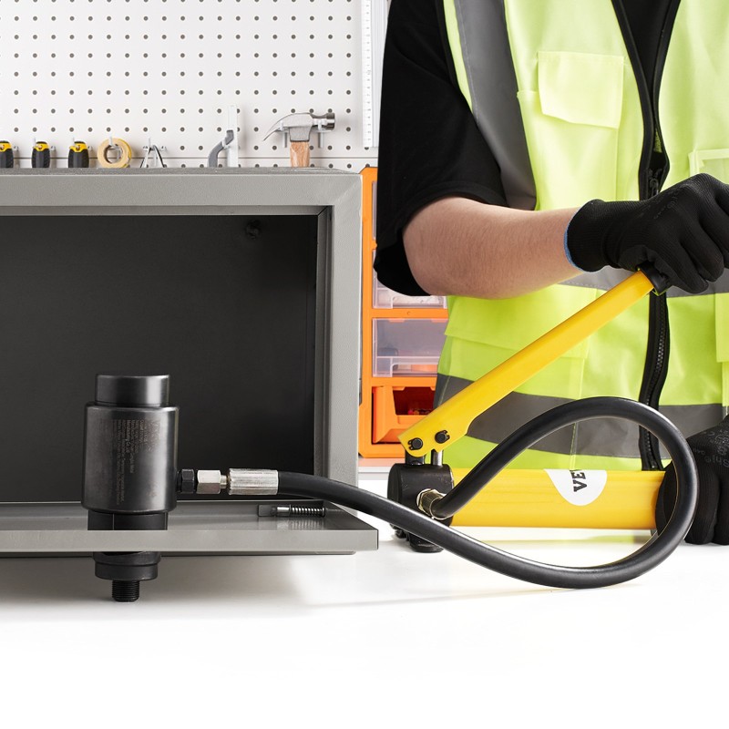 Hydraulinen lävistinpakkaus 10 tonnia 6 lävistintä 1/2–2 tuuman johtokanavareikiin