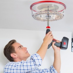 Säädettävä reikäsaha uppoasennuksiin 40–200 mm muovipölysuoja teräs ja kovametalliterät