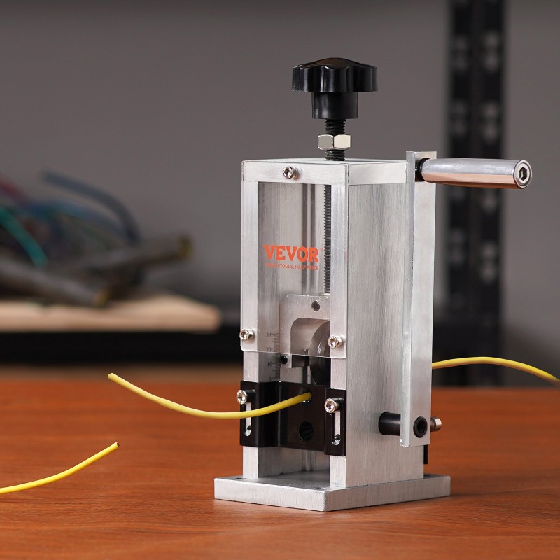 Johdonkuorintakone alumiiniseoksesta 1,5–30 millimetriä käsikäyttöinen tai porakoneella käytettävä