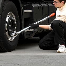 Momenttiavain seosteräs 3/4 tuuman vetoneliö 136–814 Nm auton korjaukseen