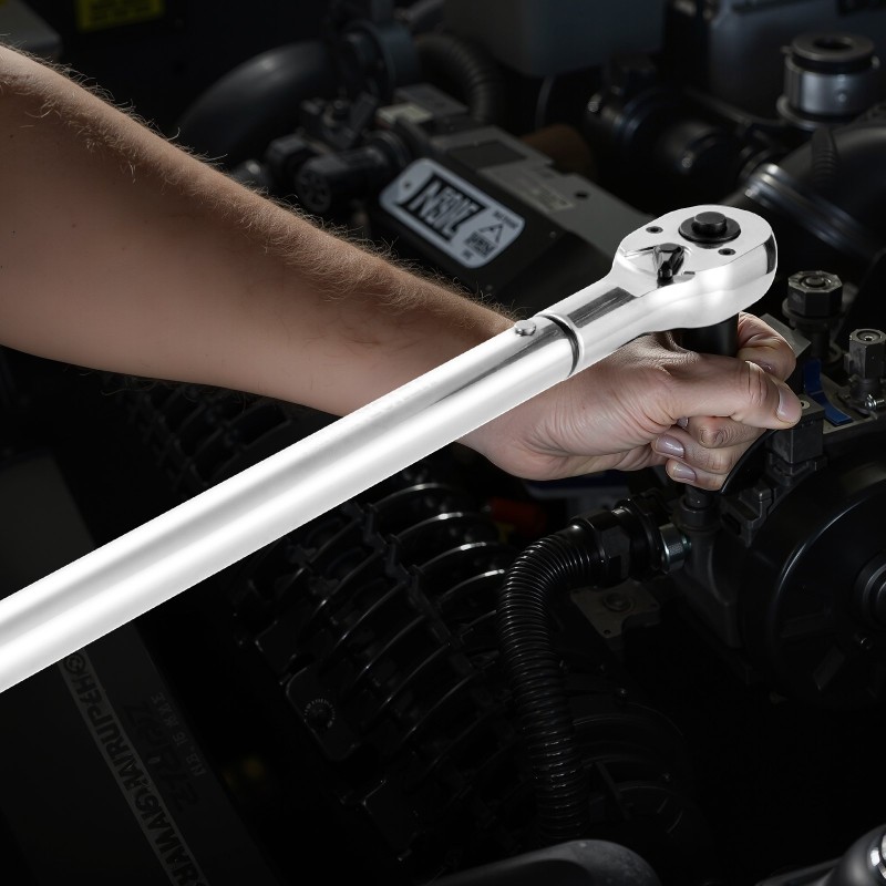 Momenttiavain seosteräs 3/4 tuuman vetoneliö 136–814 Nm auton korjaukseen