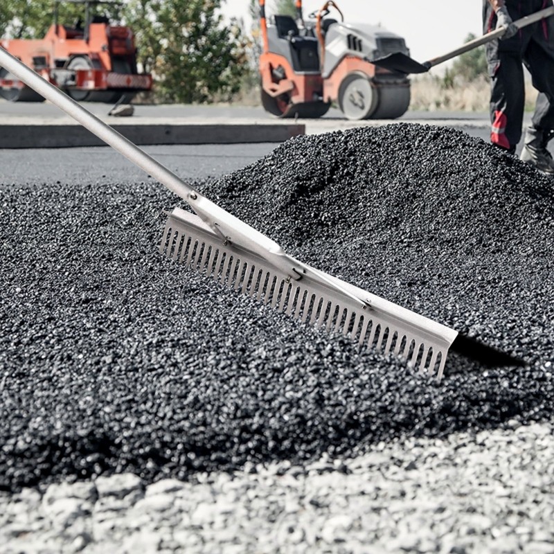 Maisemaharava alumiiniseoksesta 915 mm leveä haravapää 1915 mm varsi 37 piikkiä
