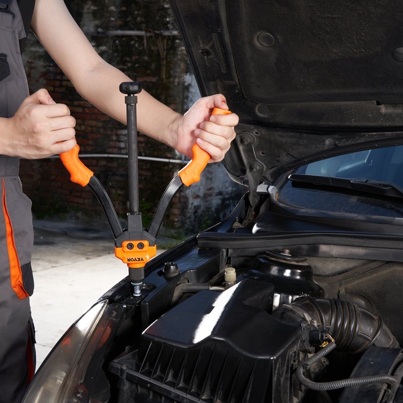 Niittimutterityökalu 35,6 cm lujuusteräksinen runko 70 kpl muttereita 7 vetotappia