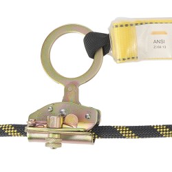 Pystysuuntainen polyesteriturvaköysi 45 7 m 14 mm 30 kN teräksisillä pikalukoilla ja köysilukolla