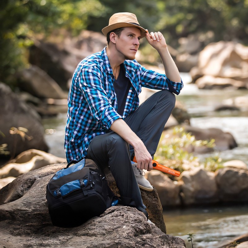 Kädessä pidettävä metallinilmaisin ABS 50 mm tunnistussyvyydellä kolmella tilalla vedenpitävällä pussilla