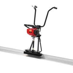 Bensiinikäyttöinen teräsrunkoinen betonitasain 1830/2445/3370 mm alumiinilatoilla 6500 kierrosta minuutissa värähtelymoottorilla