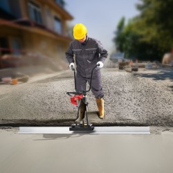 Bensiinikäyttöinen betonitasain 1830 mm alumiinilasta säädettävillä kahvoilla