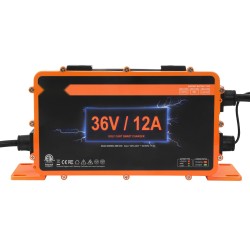 Golfkärryn 36V akkulaturi 12A IP67 yhteensopiva lyijyakuille NMC LiFePO4 D-tyypin liitin ETL-sertifioitu