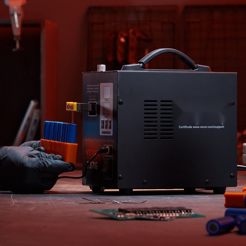 Pistehitsauslaite 2,8 kW pulssi säädettävä 200–700 g paine 0,12 mm puhtaalle nikkelille