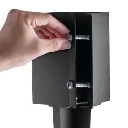 Maapiikit terästä mustalla jauhemaalipinnoitteella 89 mm tolpille 8 kpl