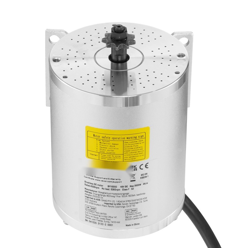 Harjaton tasavirtamoottoripaketti 1800W 48V 4500 rpm ohjain ja kaasukahva sähköajoneuvoihin