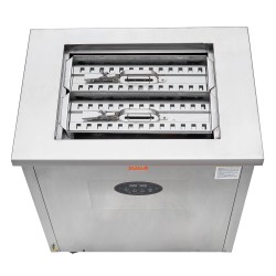 Kaupallinen mehujäätelökone ruostumattomasta teräksestä valmistettu 52 kpl erässä 2 muottisarjaa