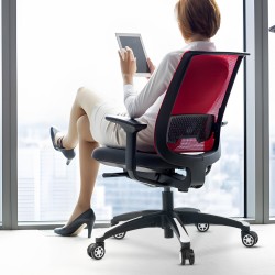 Toimistotuolin vahvistettu jalkaristikko 28 tuuman 5 pyörää 1134 kg musta ja valkoinen