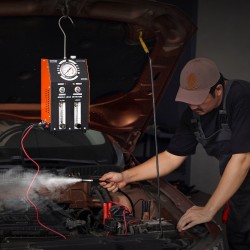 Savuvuodonetsintälaite ajoneuvoille polttoainejärjestelmälle sisäänrakennetulla ilmapumpulla kahdella testitilalla painemittari