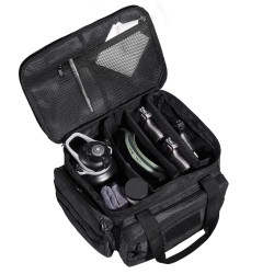 Ampumaratalaukku polyesterinen neljälle pistoolille kuudelle lippaalle irrotettavilla jakajilla paksulla pehmusteella musta