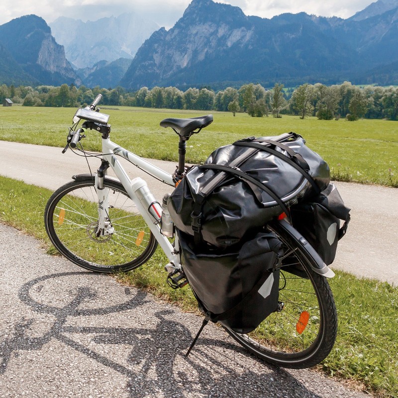 Litteät kumiset 20 mm leveät joustoköydet 20 kpl teräksisillä S-koukuilla kuormansidontaan