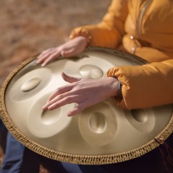 Handpan-rumpu hiiliteräs 22 tuumaa 10 säveltä D-molli 432 Hz