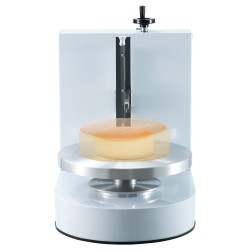 Kakunkoristelukone ammattikäyttöön 4 12 tuuman kakuille säädettävällä lastalla valkoisena