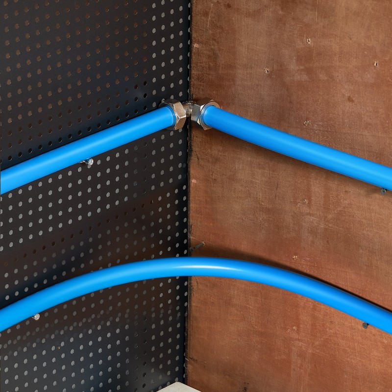 Paineilmaputkisto kolmikerroksinen HDPE-alumiini-HDPE 1 tuuma 60,96 m sininen verstaalle ja korjaamolle