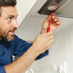 Eristetty 6-osainen ruuvimeisselisarja 1000V magneettikärjillä ja laukulla