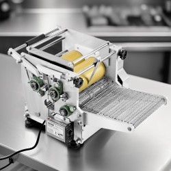 Automaattinen tortillakone ruostumatonta terästä SUS304 5,5-tuumainen 1–5 mm 1400 kpl/tunti
