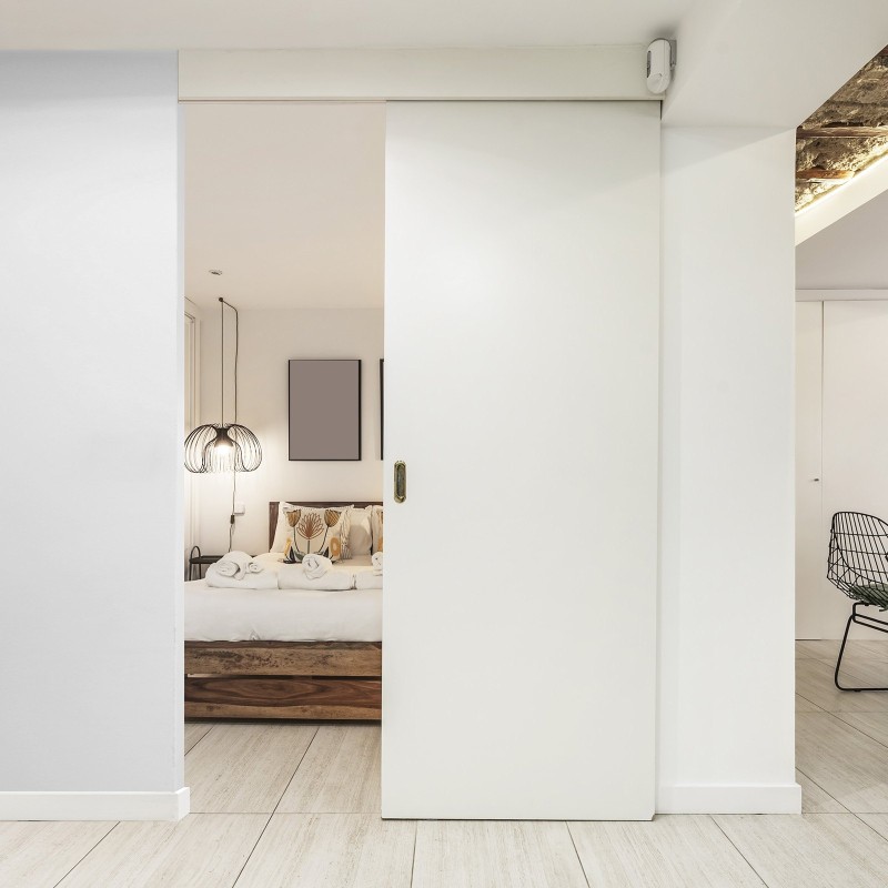 Taskuoven alumiininen kiskosarja 1746 mm kolmipyöräisillä ripustimilla 100 kg kantavuus sisäkäyttöön