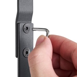 Pölynimuriteline kylmävalssattu teräs 1270 mm musta vapaasti seisova 4 koukkua yhteensopiva Dyson