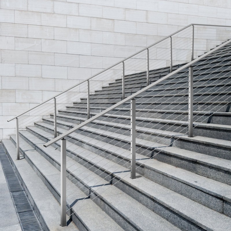 Ruostumaton terästolppa 42x2x2 tuumaa valmiiksi poratut kolmenkymmenen asteen reiät