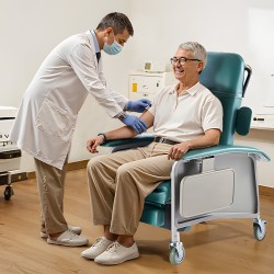 Geriatrinen lepotuoli neliasentoinen selkänoja hiiliteräsrunko pehmustettu muovinahkainen istuin