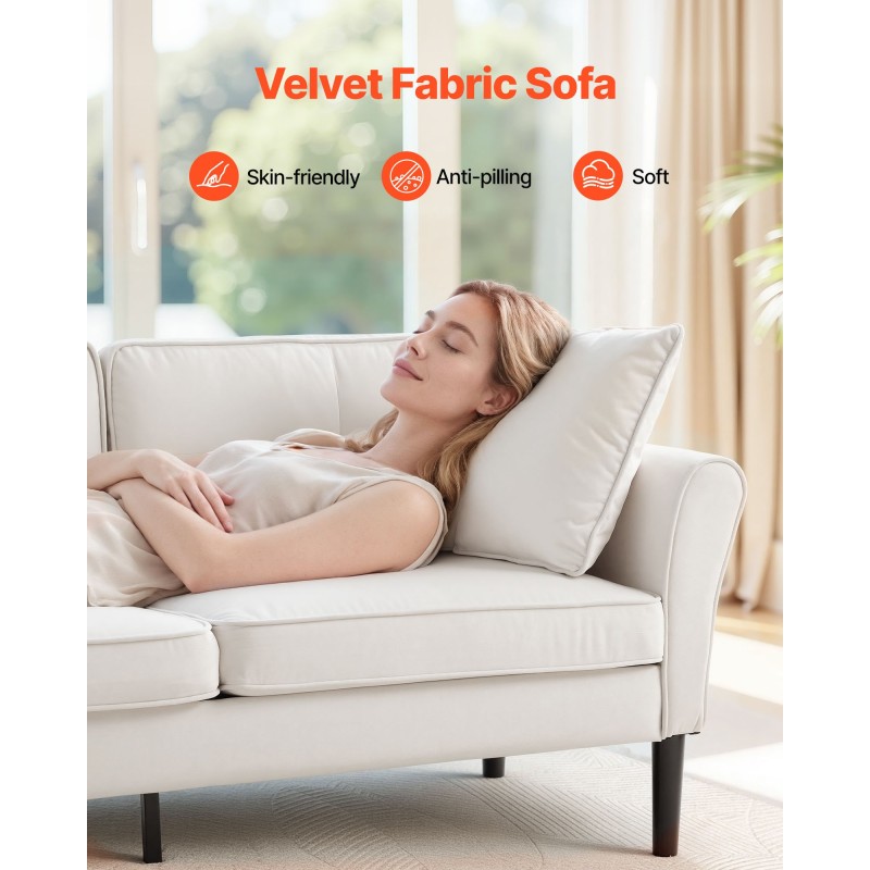 kaksipaikkainen samettisohva valkoinen kompakti tukevarunkoinen pieniin asuntoihin