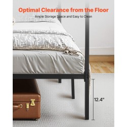 Metallinen kattosänky parivuode musta neljällä pylväspuulla