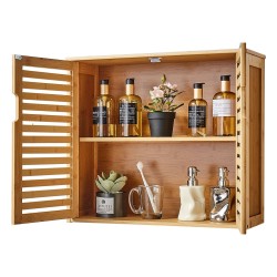 Seinäkaappi kahdella ovella ja säädettävällä kolmitasoisella hyllyllä kylpyhuoneeseen