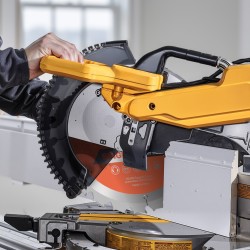 Pyörösahanterä 254 mm teräksinen 24 hammasta puun katkaisuun