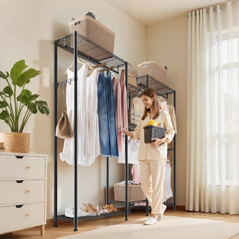 Vaateräkki hiiliteräsrunko seitsemän säädettävää hyllytasoa neljä vaatetankoa musta